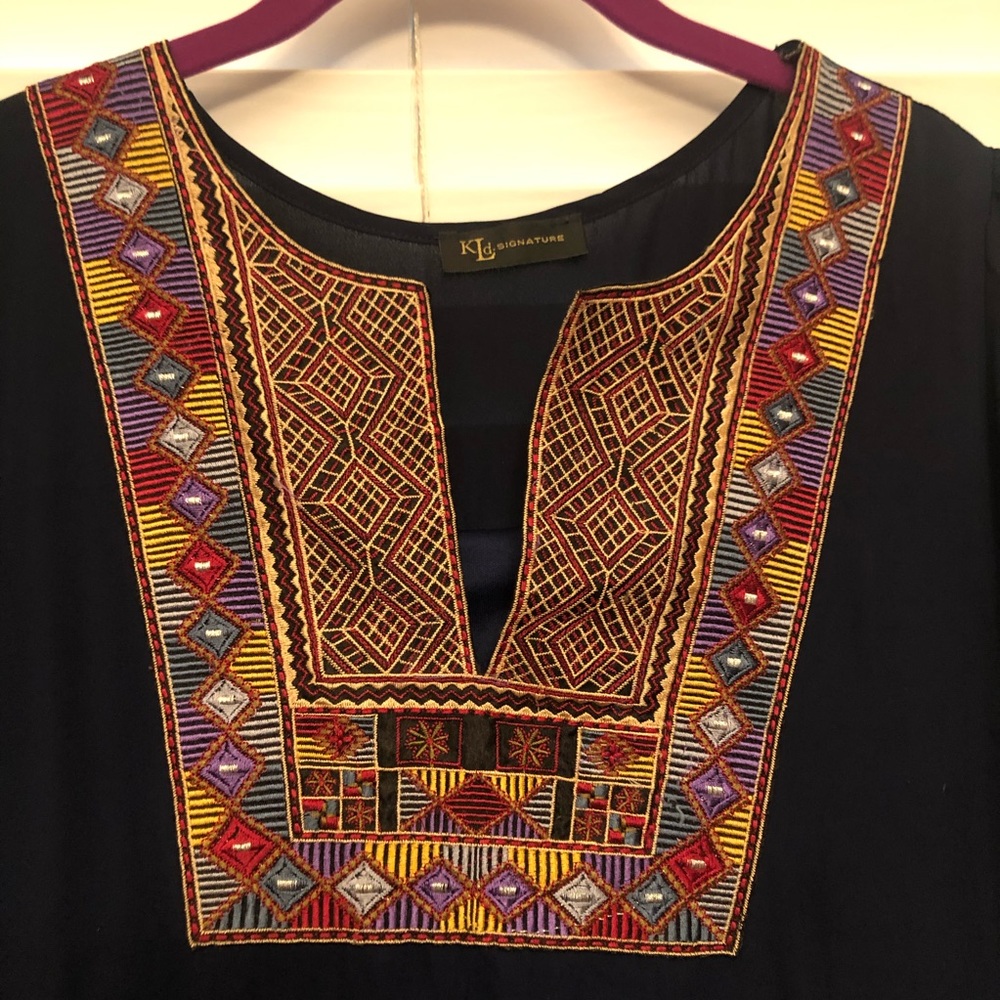 🎁Tribal Embroidered Navy Blue Dress🎁
